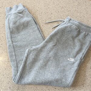 Nike Men’s Gray Sweatpants